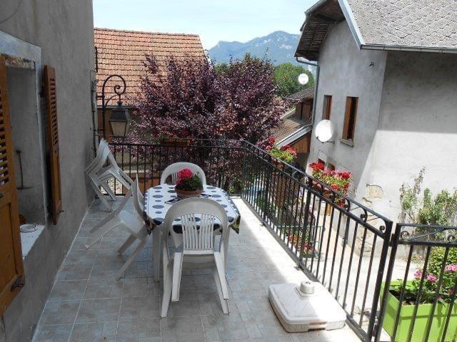 Gite Chez Charlot Chanaz Dış mekan fotoğraf